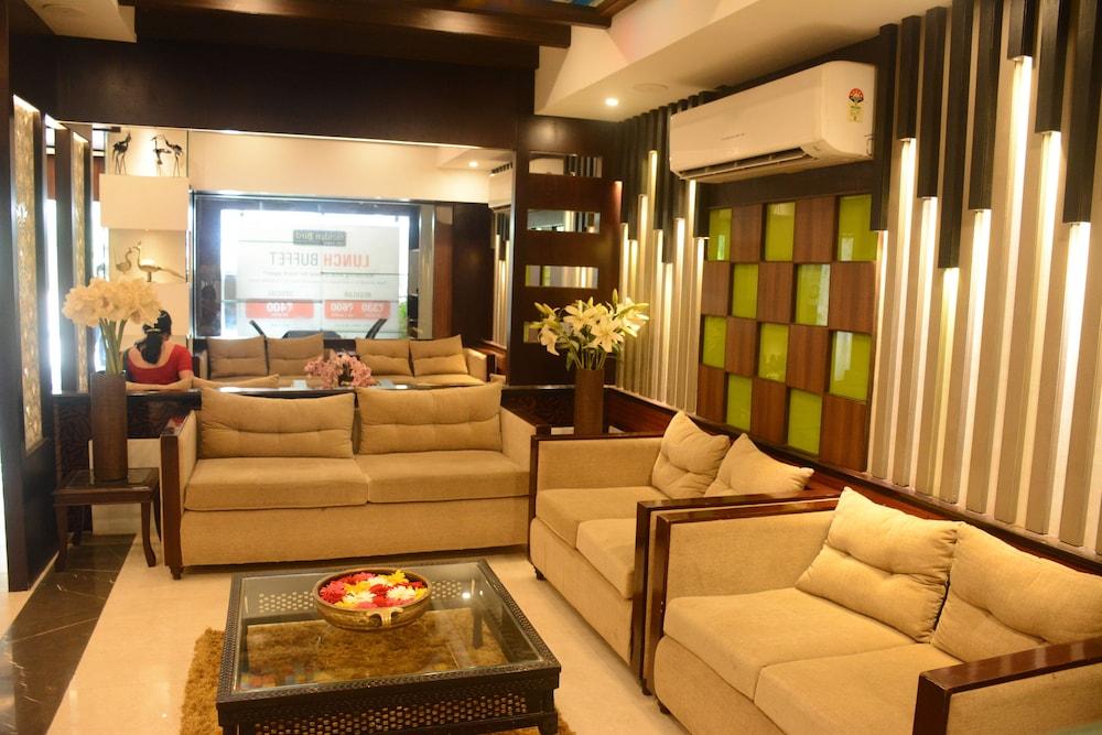Hotel Pushpak Бхубанешвара Экстерьер фото