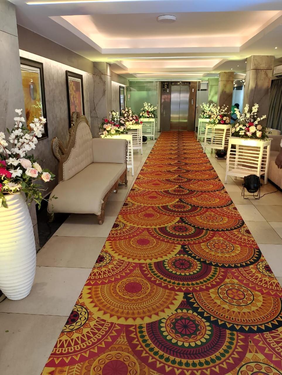 Hotel Pushpak Бхубанешвара Экстерьер фото