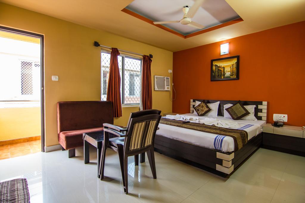 Hotel Pushpak Бхубанешвара Экстерьер фото